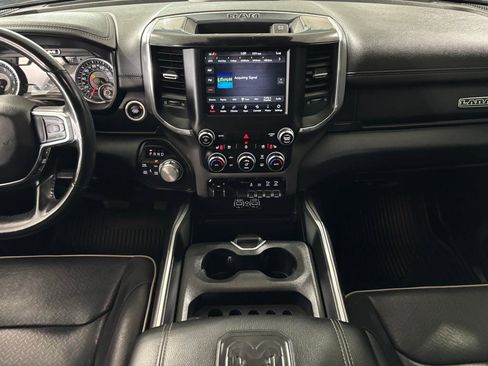 Used 2021 RAM 1500 Laramie w/ Sport Appearance Package image 17