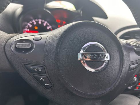 Used 2015 Nissan Juke NISMO FWD image 21