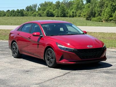 Used 2022 Hyundai Elantra SEL