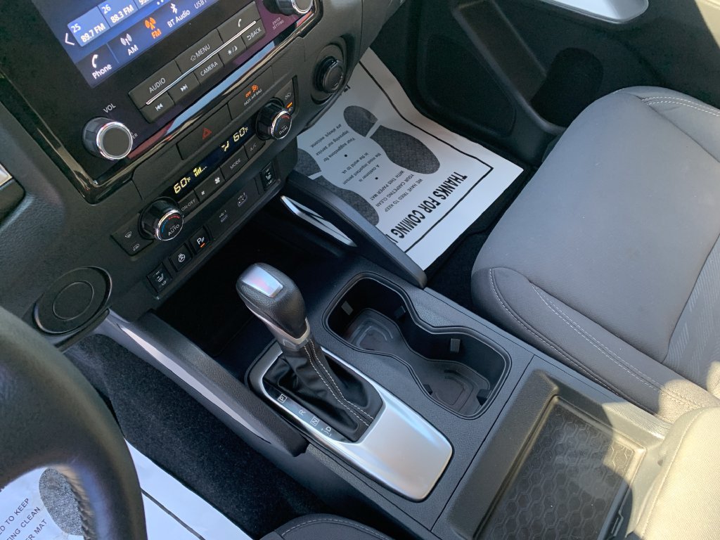 Certified 2022 Nissan Frontier SV RWD image 24