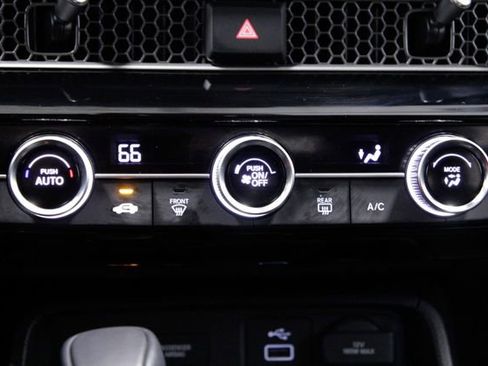 Certified 2024 Honda Civic Sport image 29