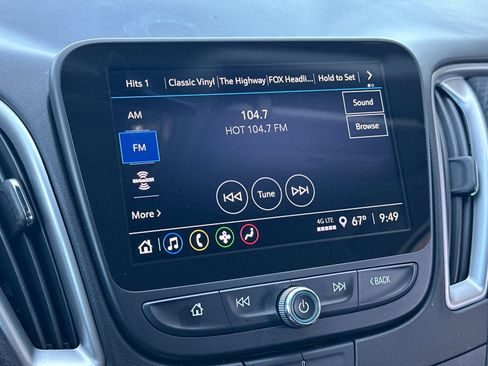 Used 2023 Chevrolet Malibu LT image 16