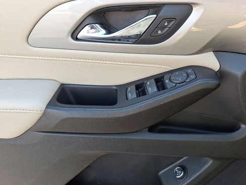 Used 2023 Chevrolet Traverse LT w/ LPO, Floor Liner Package image 14