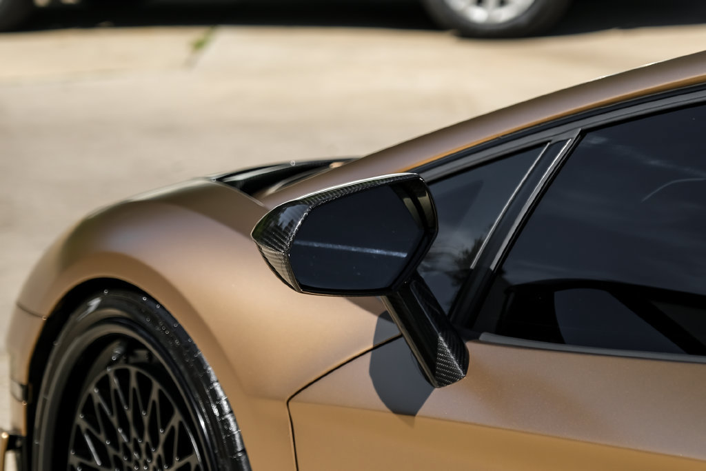 Used 2020 Lamborghini Aventador SVJ AWD/4WD image 44