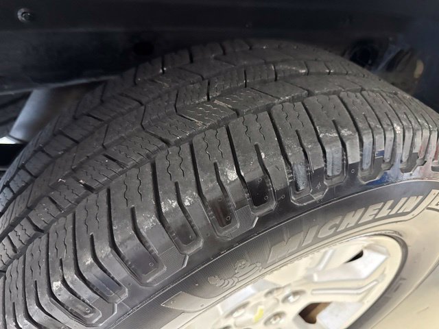 Used 2014 Chevrolet Silverado 1500 LTZ AWD/4WD image 15