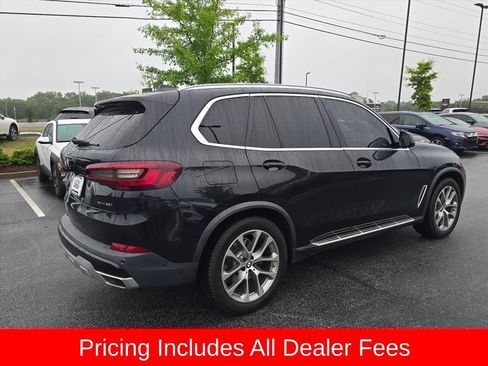 Used 2022 BMW X5 xDrive40i w/ Premium Package AWD/4WD image 3