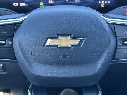 New 2025 Chevrolet Equinox EV LT w/ Convenience Package II image 23