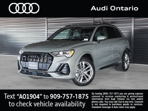 Used 2023 Audi Q3 2.0T Premium w/ Black Optic Sport Package AWD/4WD image 1