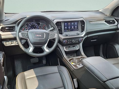 Used 2023 GMC Acadia AT4 w/ GMC Pro Grade Package AWD/4WD image 18