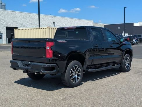 Used 2019 Chevrolet Silverado 1500 LT Trail Boss AWD/4WD image 3