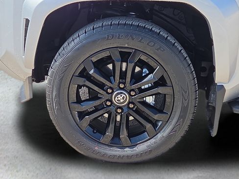 Used 2026 Toyota 4Runner Platinum AWD/4WD image 9
