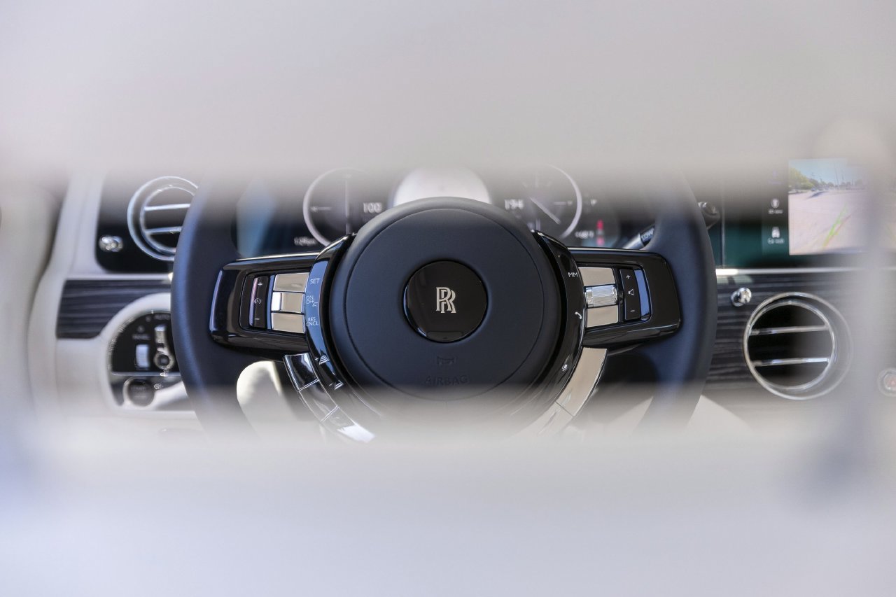 Certified 2025 Rolls-Royce Ghost AWD/4WD image 55