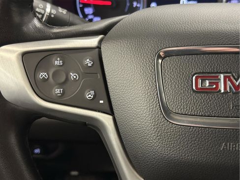 Certified 2022 GMC Terrain SLT w/ Tech Package image 8