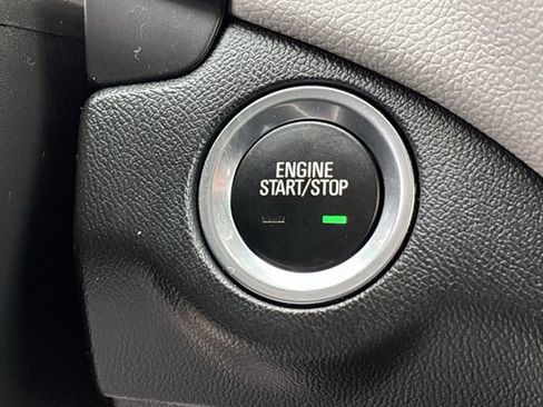 Used 2023 Chevrolet Equinox LS image 22