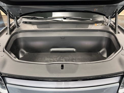 Used 2024 Rivian R1S Adventure image 11