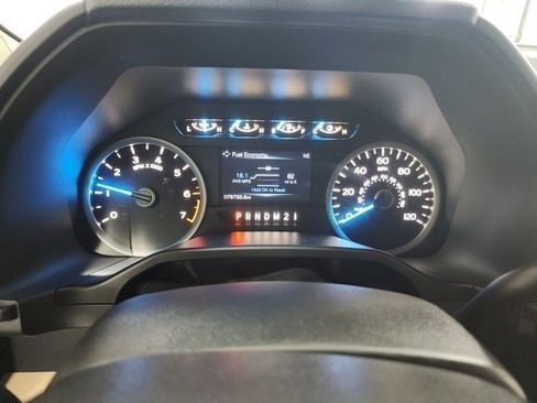 Used 2015 Ford F150 XLT w/ Equipment Group 301A Mid RWD image 30