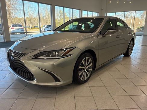 Certified 2021 Lexus ES 350 image 4