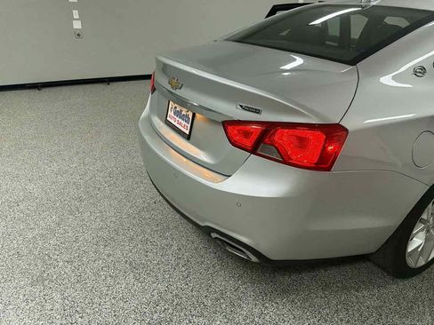 Used 2018 Chevrolet Impala Premier FWD image 24