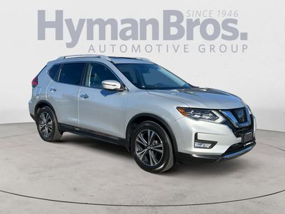 Used 2017 Nissan Rogue SL w/ SL Premium Package