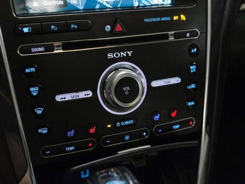 Used 2018 Ford Explorer Platinum image 27