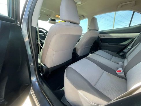 Used 2018 Toyota Corolla LE image 15