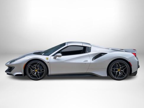 Used 2020 Ferrari 488 Pista Spider RWD image 3