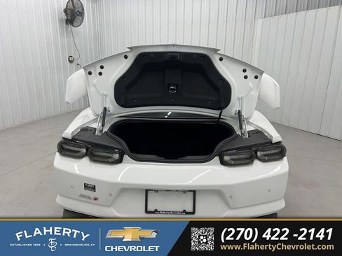 Used 2022 Chevrolet Camaro ZL1 image 16