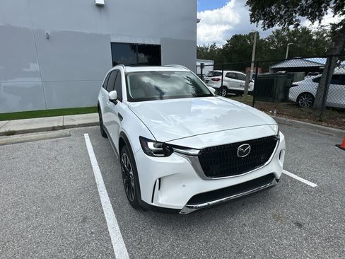 Used 2026 MAZDA CX-90 Plug-In Hybrid w/ Premium Plus AWD/4WD image 11