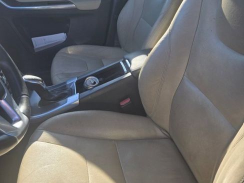 Used 2016 Volvo XC60 T6 w/ Proximity Package image 5