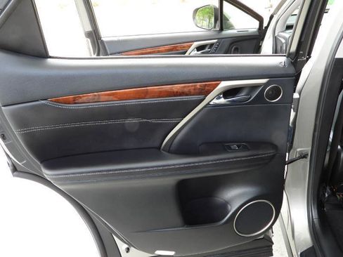 Used 2019 Lexus RX 350L AWD image 42