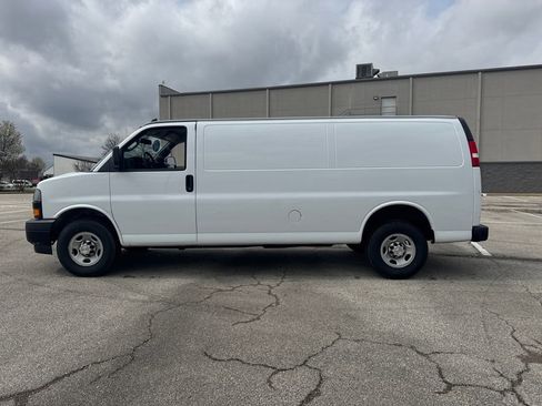 Used 2023 Chevrolet Express 2500 Work Van w/ Driver Convenience Package image 3