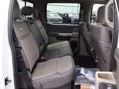 New 2026 Ford F350 Platinum w/ Platinum Plus Package AWD/4WD image 40