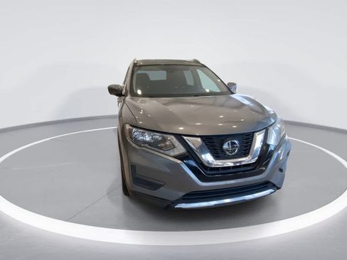Used 2020 Nissan Rogue SV AWD/4WD image 3