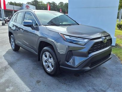 New 2025 Toyota RAV4 XLE w/ Convenience Package