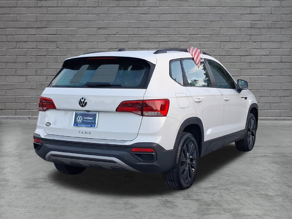 Used 2023 Volkswagen Taos S w/ Driver Assistance Package FWD image 11