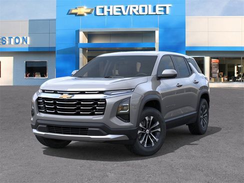 New 2026 Chevrolet Equinox LT image 6