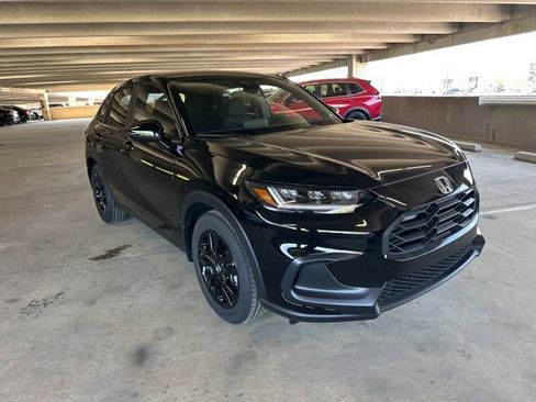 Used 2026 Honda HR-V Sport image 3