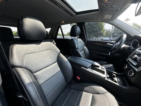 Used 2015 Mercedes-Benz ML 350 4MATIC image 35