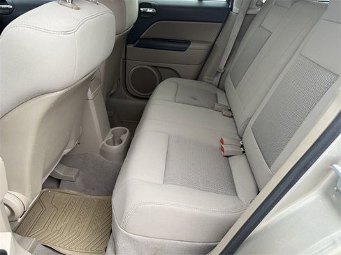 Used 2010 Jeep Patriot Sport image 21