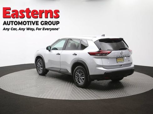 Used 2024 Nissan Rogue S AWD/4WD image 65