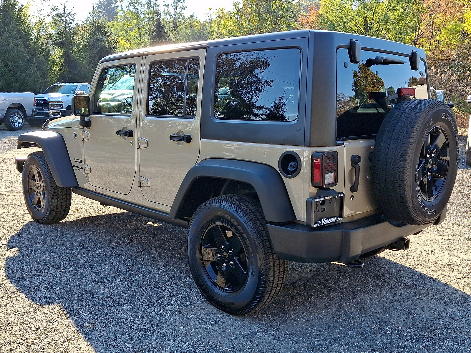 Certified 2017 Jeep Wrangler Unlimited Sport w/ Quick Order Package 24S AWD/4WD image 4