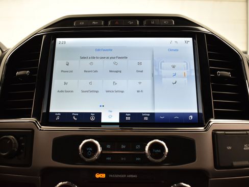 Used 2022 Ford F250 Lariat w/ Black Appearance Package image 34