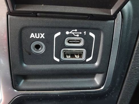 Certified 2024 Jeep Wrangler Sport S image 18