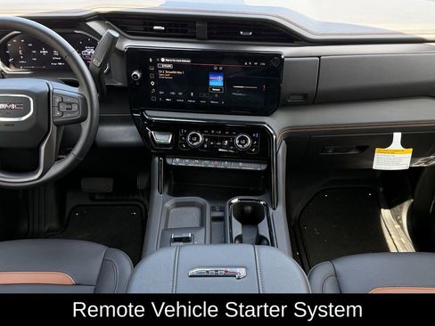 Used 2026 GMC Sierra 2500 AT4 w/ AT4 Premium Plus Package AWD/4WD image 15
