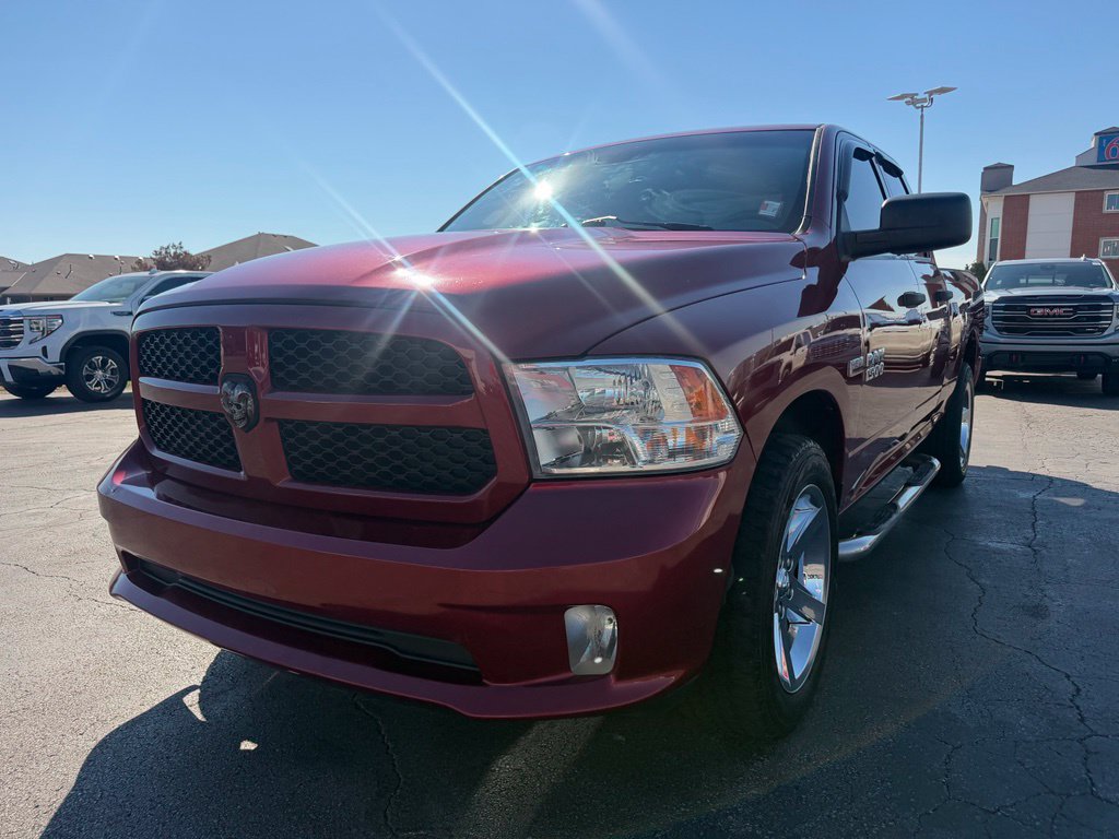 Used 2015 RAM 1500 Express RWD image 10