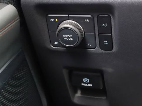 Used 2025 Ford Expedition Max Active AWD/4WD image 42