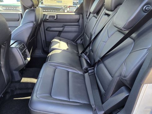 New 2026 Ford Bronco Outer Banks image 6