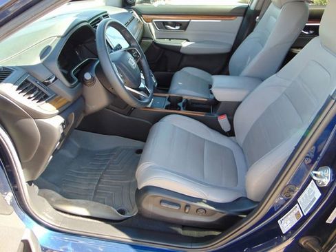 Used 2020 Honda CR-V Touring image 10