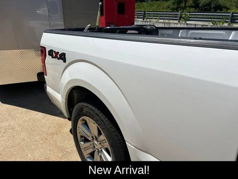Used 2019 Ford F150 XLT w/ Equipment Group 302A Luxury AWD/4WD image 9