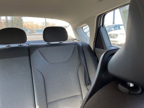 Used 2025 Kia K4 LXS image 35